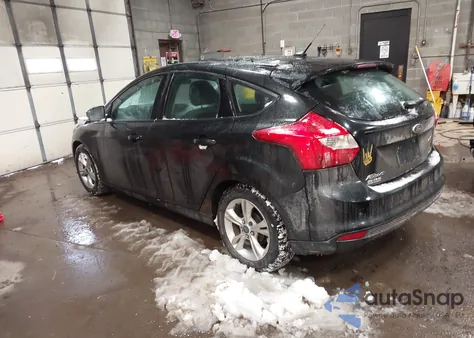 2014 Ford Focus Se z USA, uszkodzony, nr VIN 1FADP3K2XEL139898